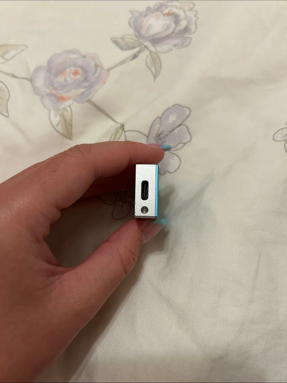 Small Portable Hi-Res AUDIO Headphone Amplifier in Light Blue